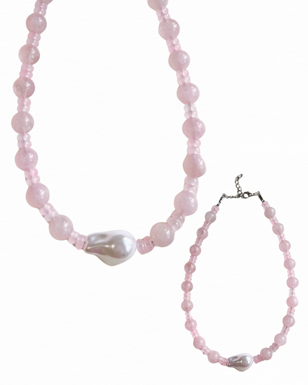 Pearly Girly Beaded Necklace